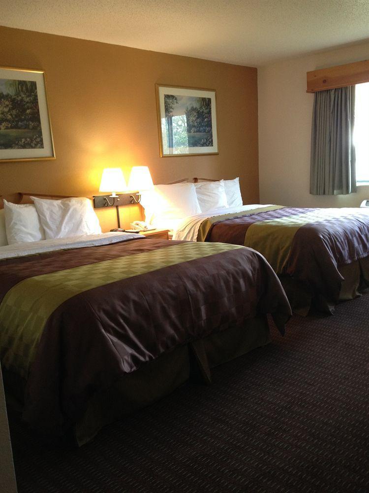 Americinn Belle Plaine Екстериор снимка